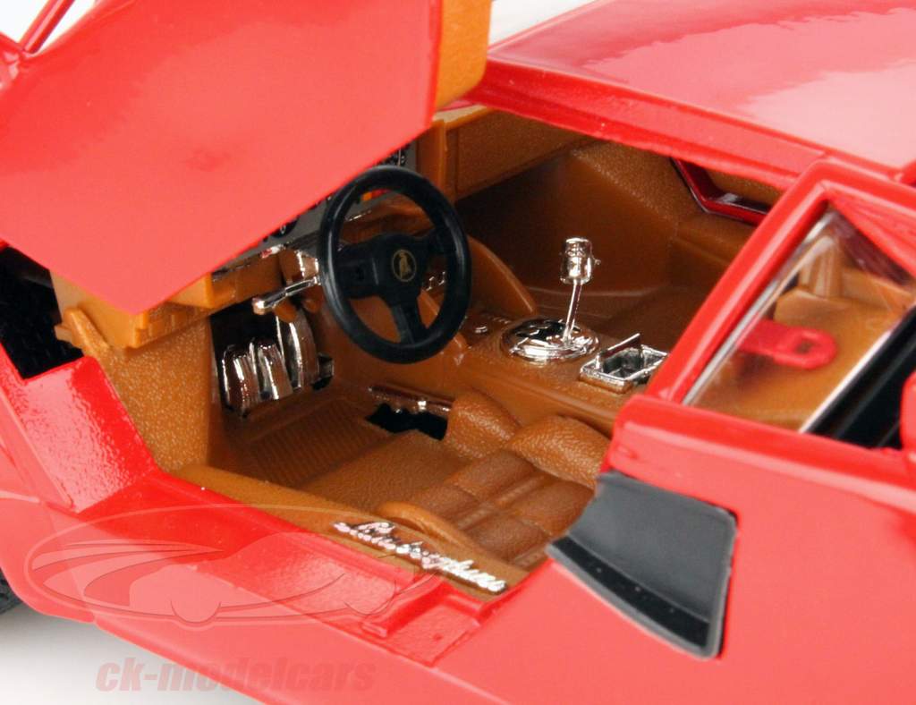 Bburago 1:18 ランボルギーニ カウンタック 5000 Quattrovalvole