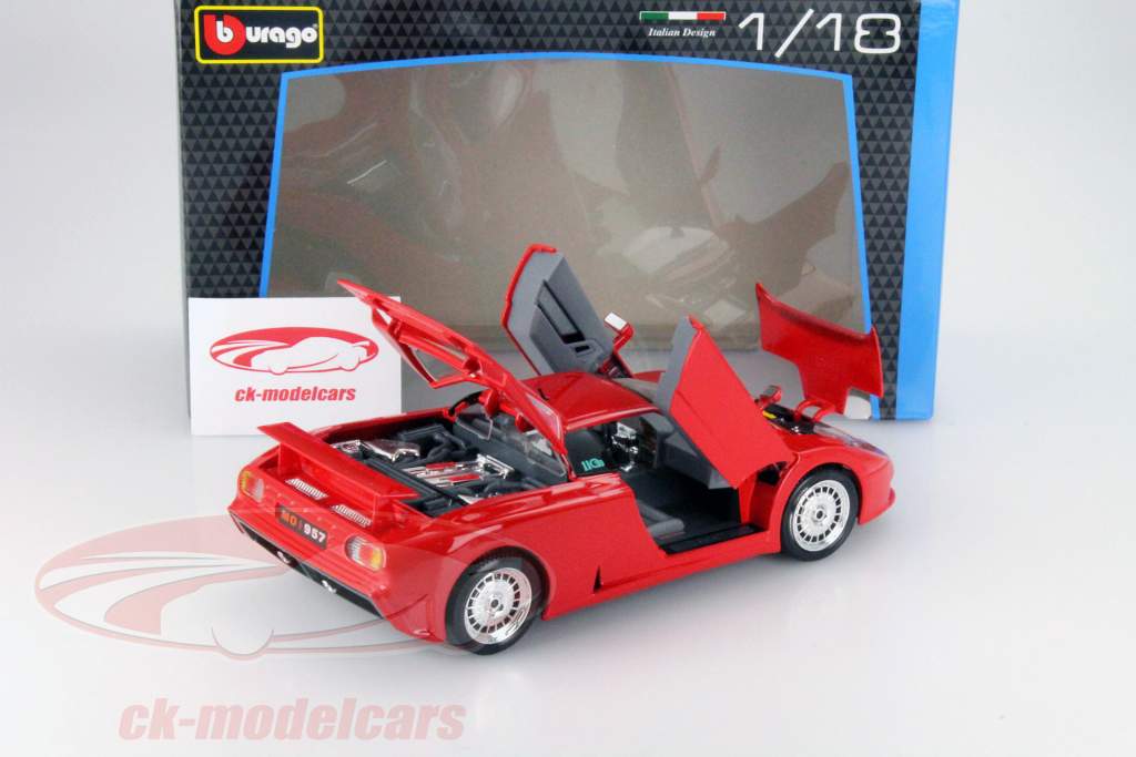 ブガッティ EB 110 年 1990 赤 1:18 完成モデル