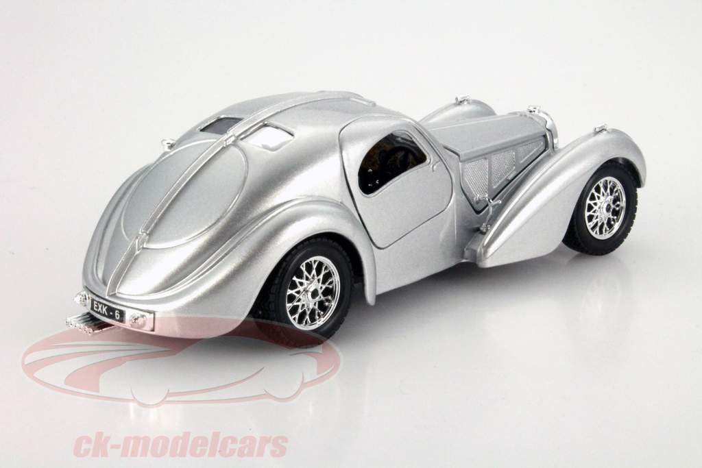 Bugatti Atlantic Année 1936 argent 1:24 Bburago