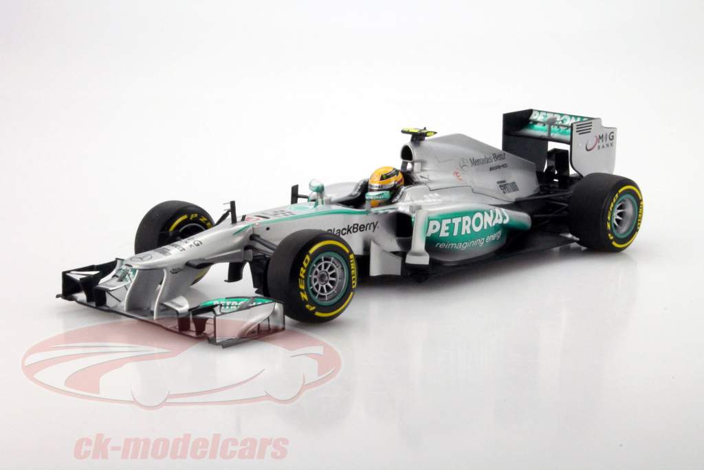 【極美品】MERCEDES　AMG　PETRONAS　F1　Team　2013 2013 Mercedes F1 Car Driven by Lewis Hamilton Sells for