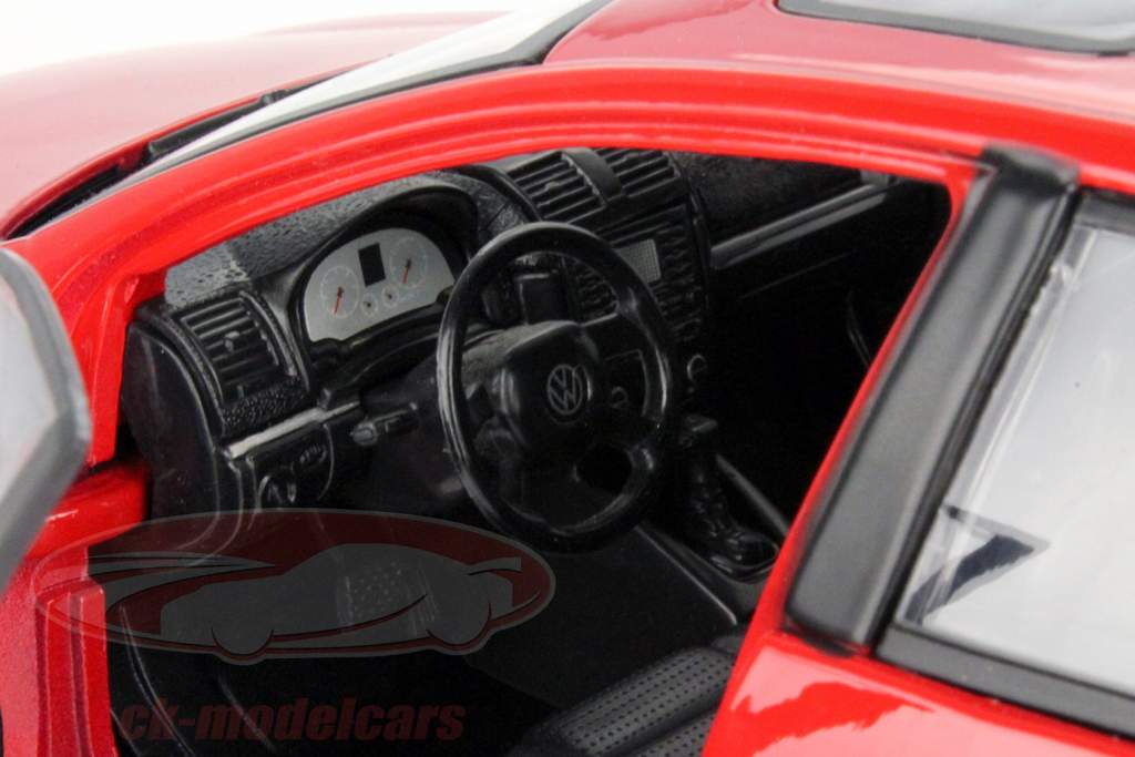 大众 大众 高尔夫球 V 红 1:18 Bburago