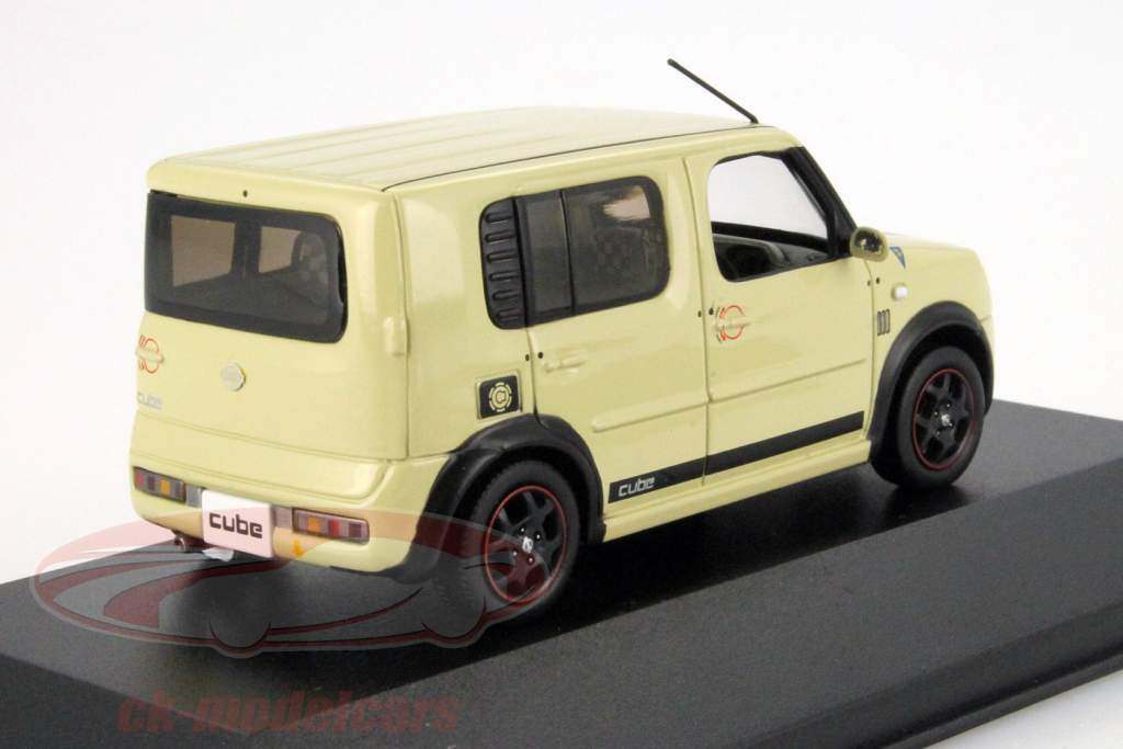日産 Cube SX Neoclassical 年 2003 ベージュ 1:43 JCollection