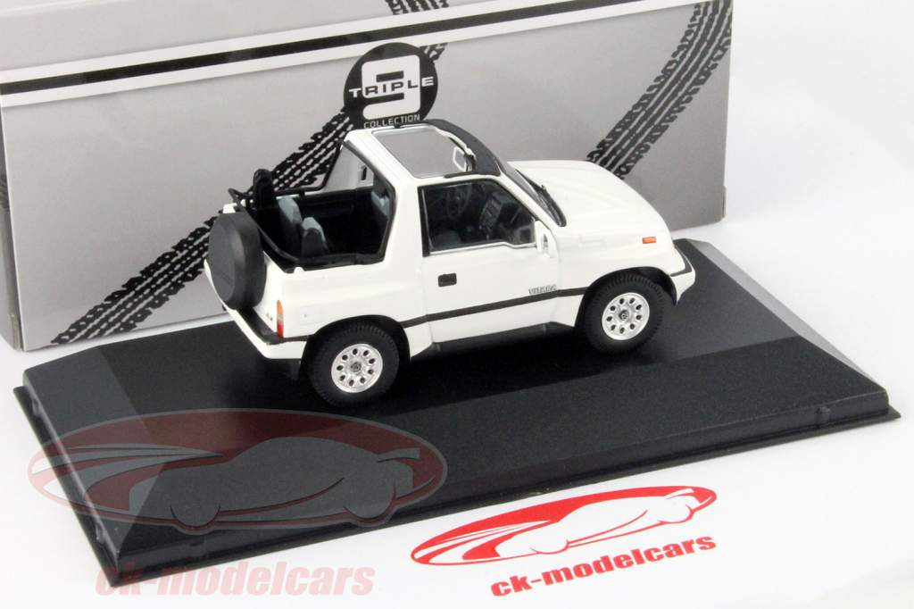 スズキ エスクード コンバーチブル 年 1992 白 1:43 Triple9