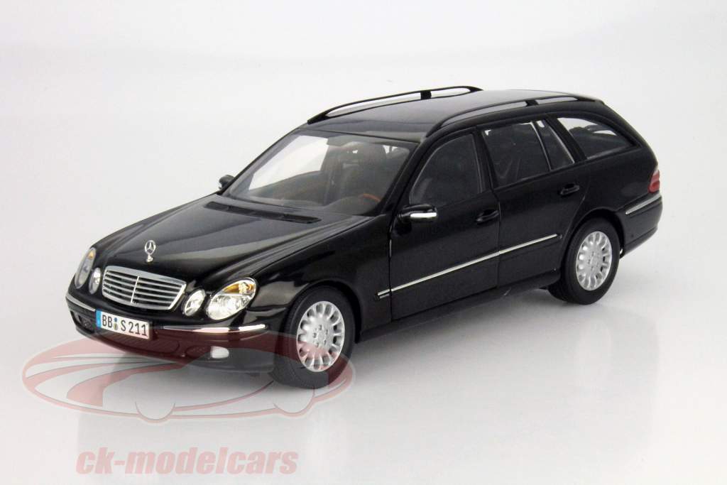 Minichamps 1:18 Mercedes-Benz E-Class T-Model black MB