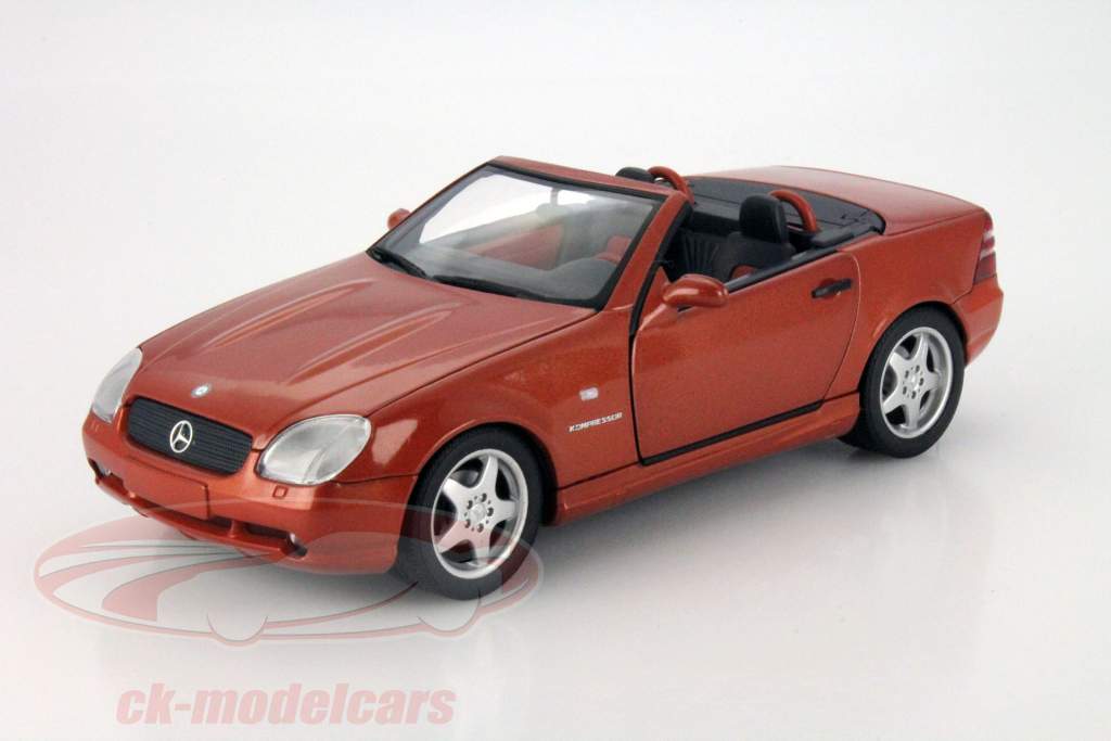 MERCEDES BENZ SLK230 1/18スケール　ミニカー Amazon | 1/18 メルセデスベンツ SLK オープンカーギミック