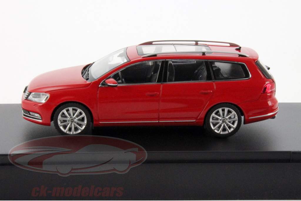 大众 大众 帕萨特 Variant 年 2010 红 1:43 旭格