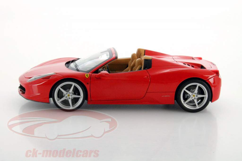 Ferrari 458 Spider 年 2012 红 1:18 HotWheels Elite