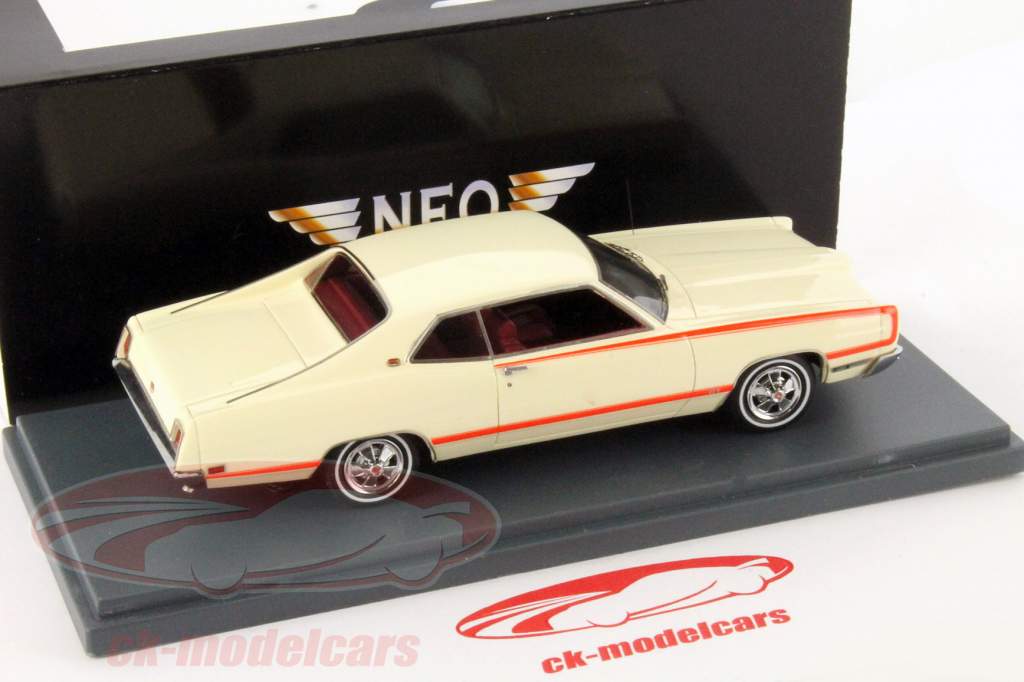 Ford XL Coupe 2-deurs wit 1:43 Neo