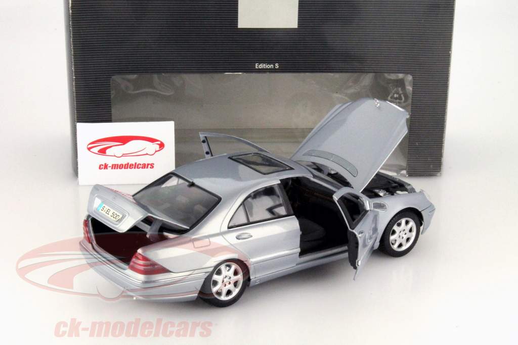 Maisto 1:18 メルセデス·ベンツ Sクラス 銀 完成モデル