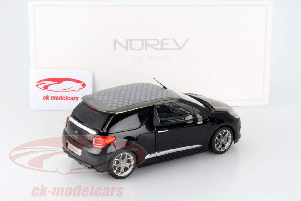 シトロエンDS3カブリオレ2013年黒1時18ノレブ