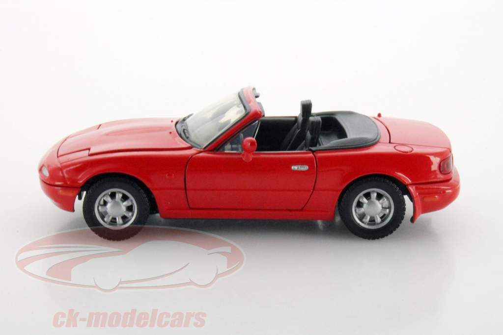 マツダ MX-5 ミアータ 赤 1:24 MotorMax