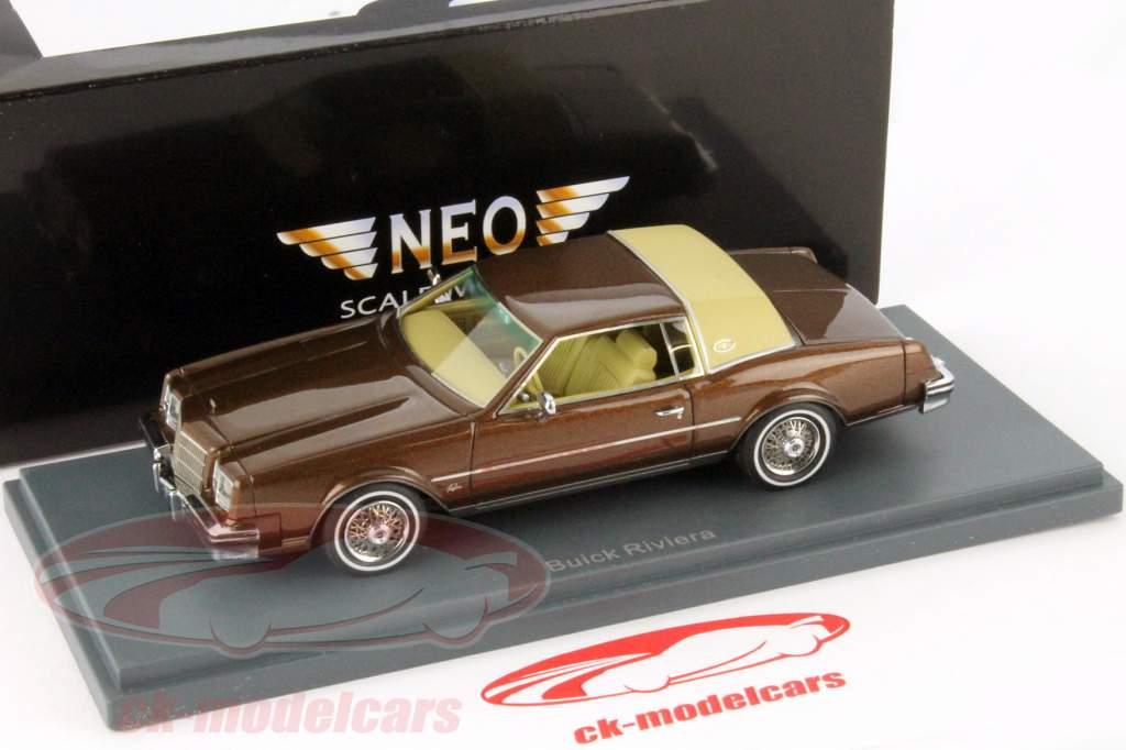 别克 里维埃拉 棕色金属 / 米色 1:43 新