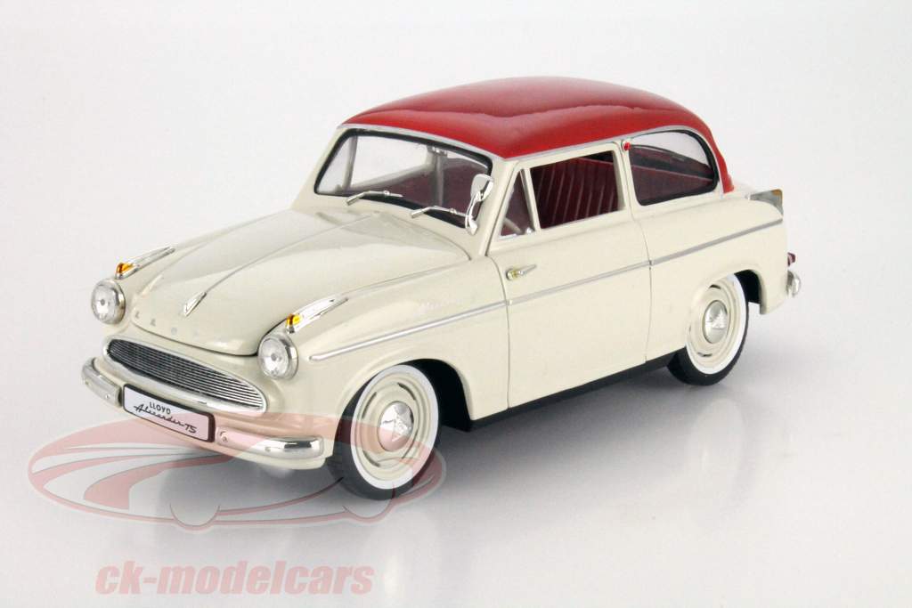 Lloyd Alexander TS blanc / rouge 1:18 Revell