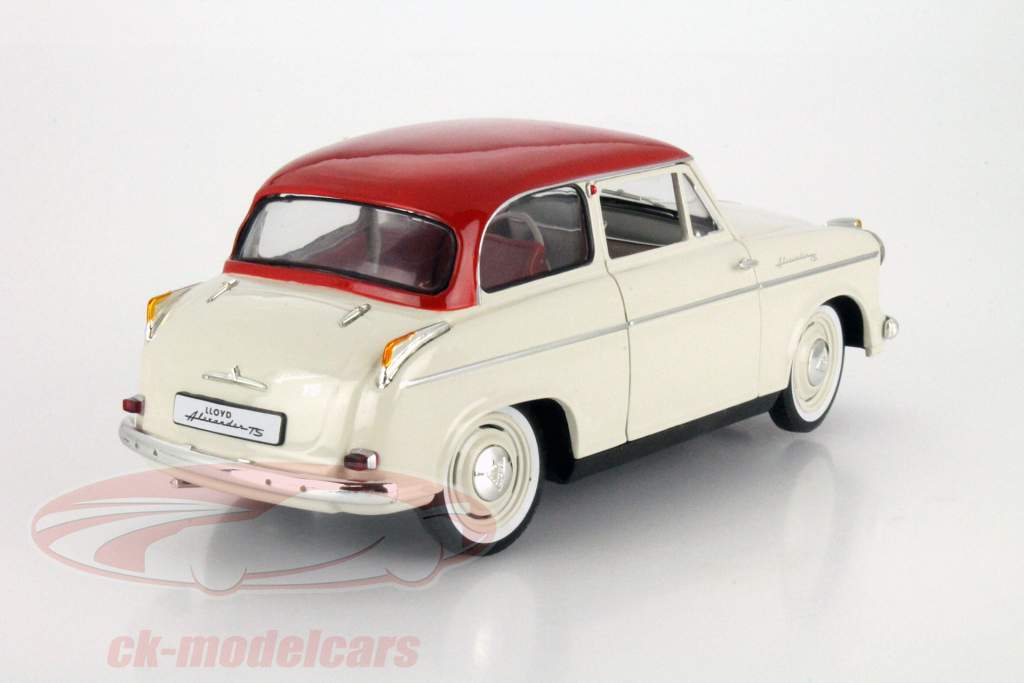 Ллойд Александр TS белый / красный 1:18 Revell