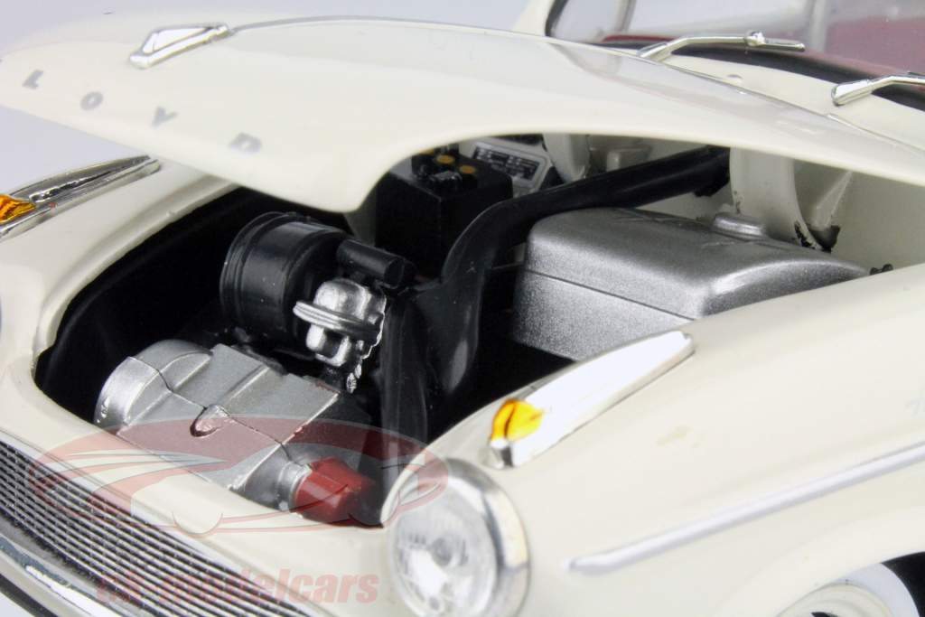 Lloyd Alejandro TS blanco / rojo 1:18 Revell