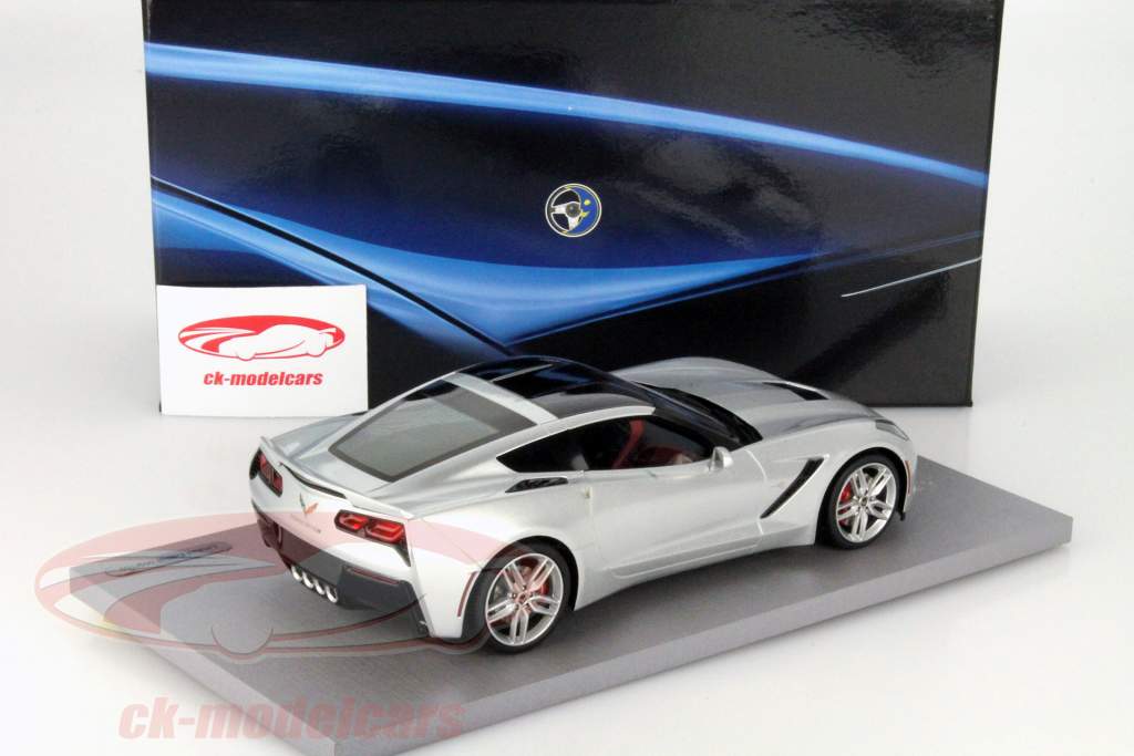 Chevrolet Corvette Stingray C7 År 2014 klinge sølv 1:18 BBR
