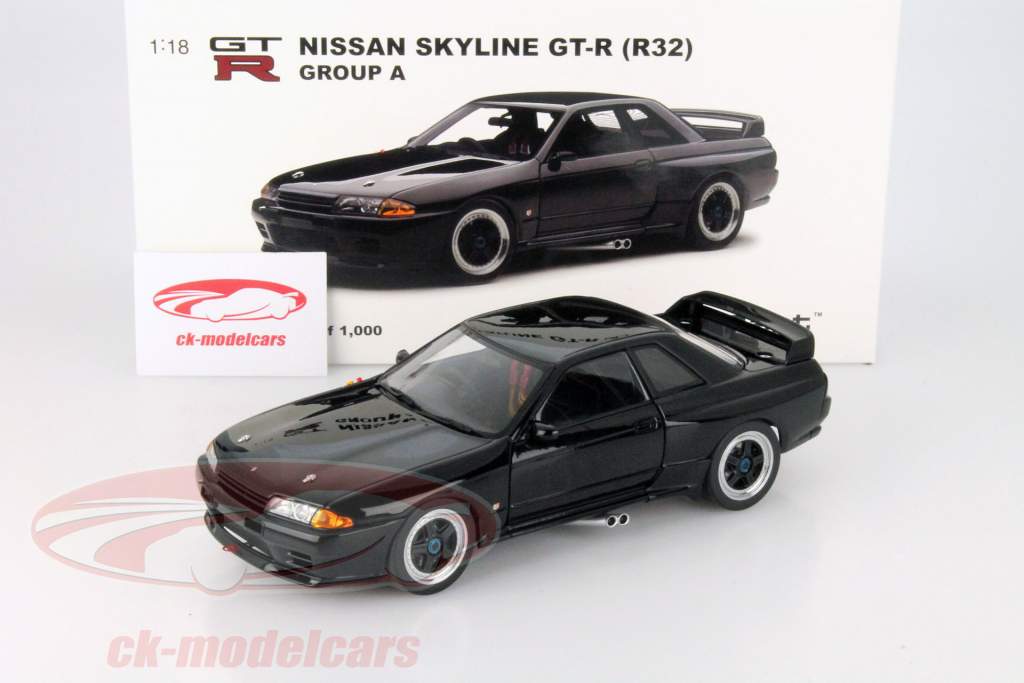 ミニカー NISSAN SKYLINE GT-R (R32) 1/18 AUTOart 1/18 AUTOart Nissan Skyline GT-R GTR R32 Group A (Black) Car