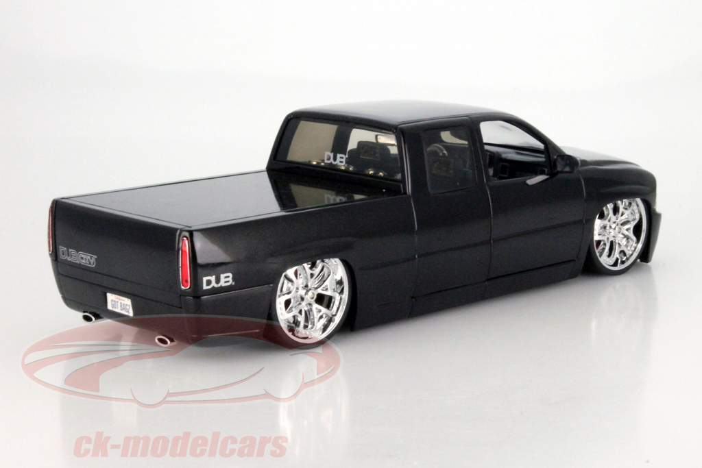 Jadatoys 1:18 Chevrolet Silverado Dub City black 63112-B5