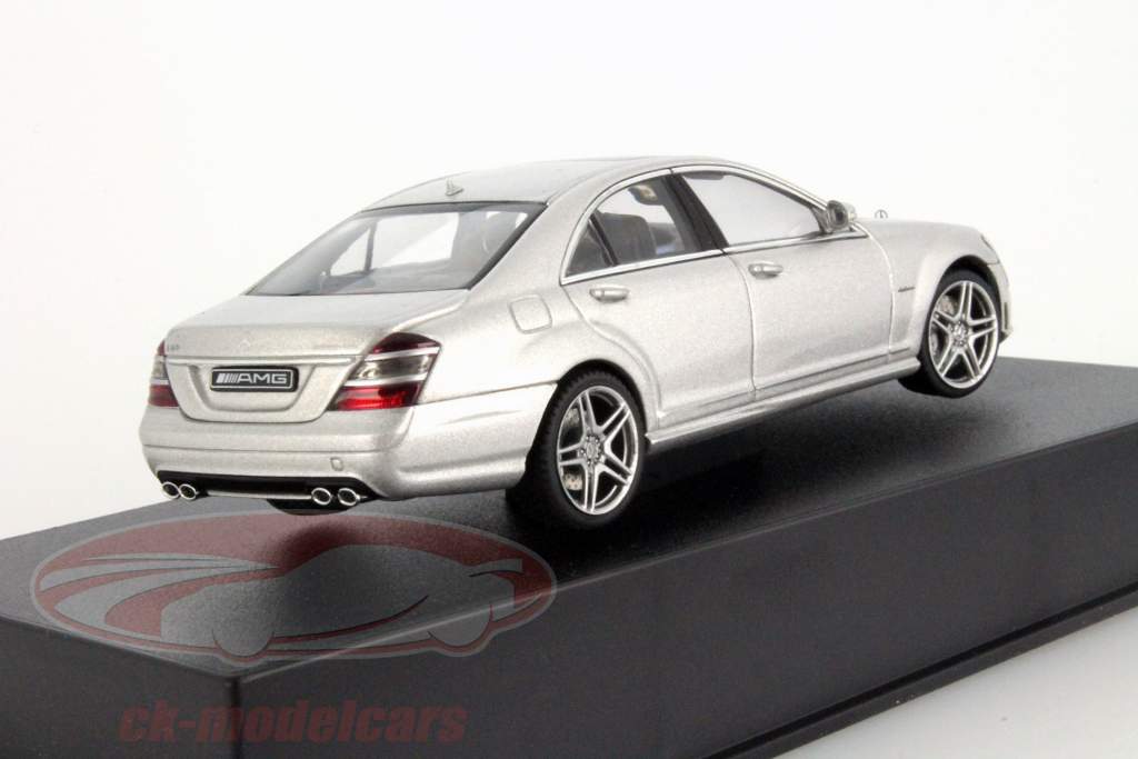 AUTOart 1:43 Mercedes-Benz S63 AMG silver 56206 model car