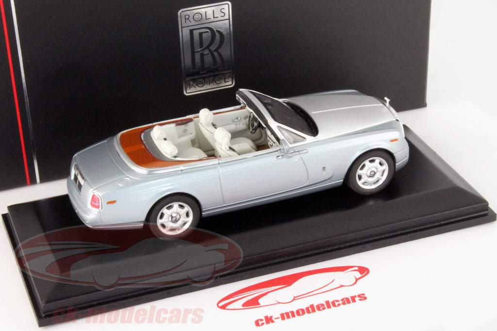Rolls Royce Phantom Drophead Coupé Baujahr 2009 grau 1:43 Ixo