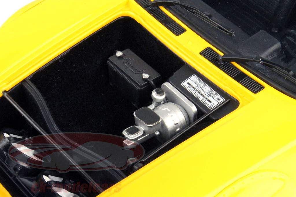 De Tomaso Pantera GTS gelb / schwarz 1:18 Kyosho