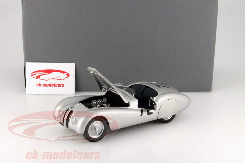 AUTOart 1:18 BMW 328 Roadster #72 Mille Miglia 1940 Richter