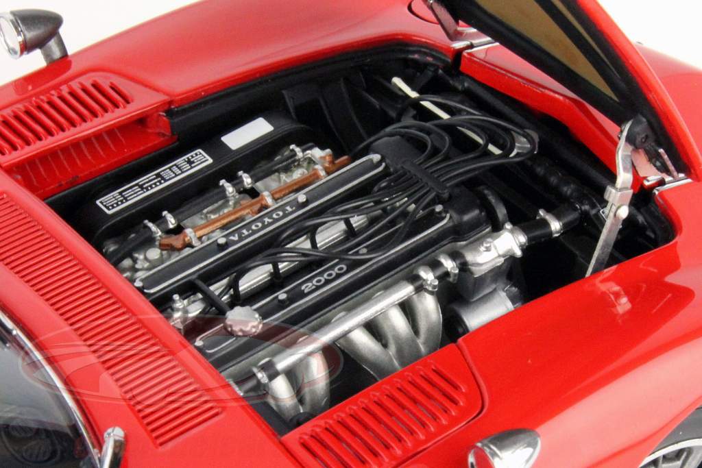 Toyota 2000 GT Coupe Upgraded Version rot 1:18 AUTOart