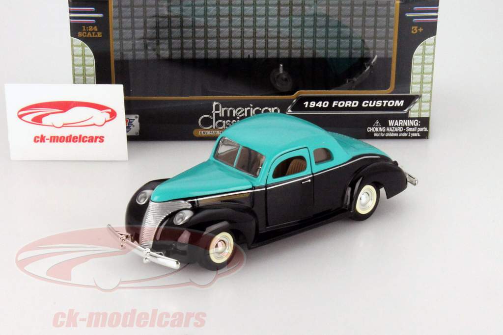 Ford カスタム Coupe 年 1949 黒 / ターコイズ 1:24 MotorMax