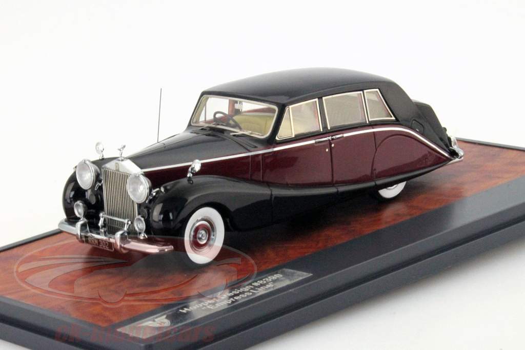 Hooper Conception #8390 Impératrice Ligne rouge / noir 1:43 Matrix