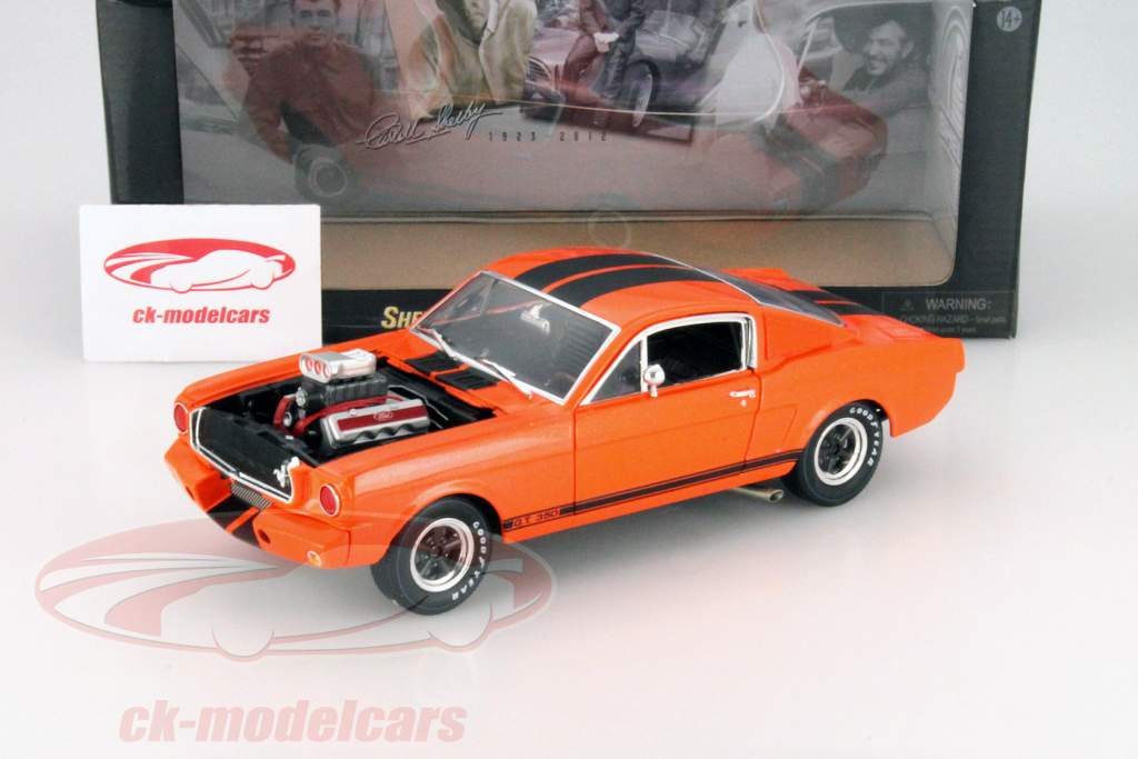 Shelby Collectibles 1:18 Ford Mustang Shelby GT350R Year