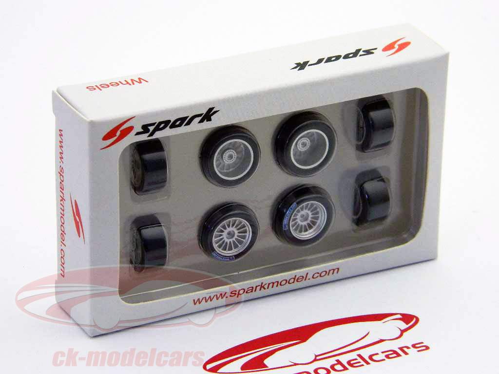Michelin wheels sets 24h Le Mans 1:43 Spark