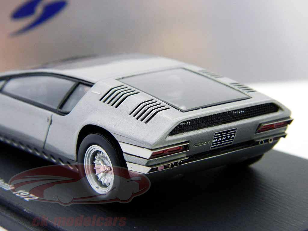 Bizzarrini Manta Bj. 1972 silver 1:43 Spark