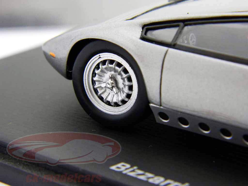 Bizzarrini Manta Bj. 1972 silver 1:43 Spark