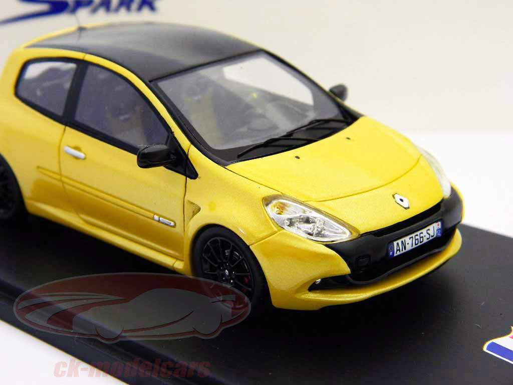 Renault Clio RS Чашка 2011 желтый 1:43 Spark