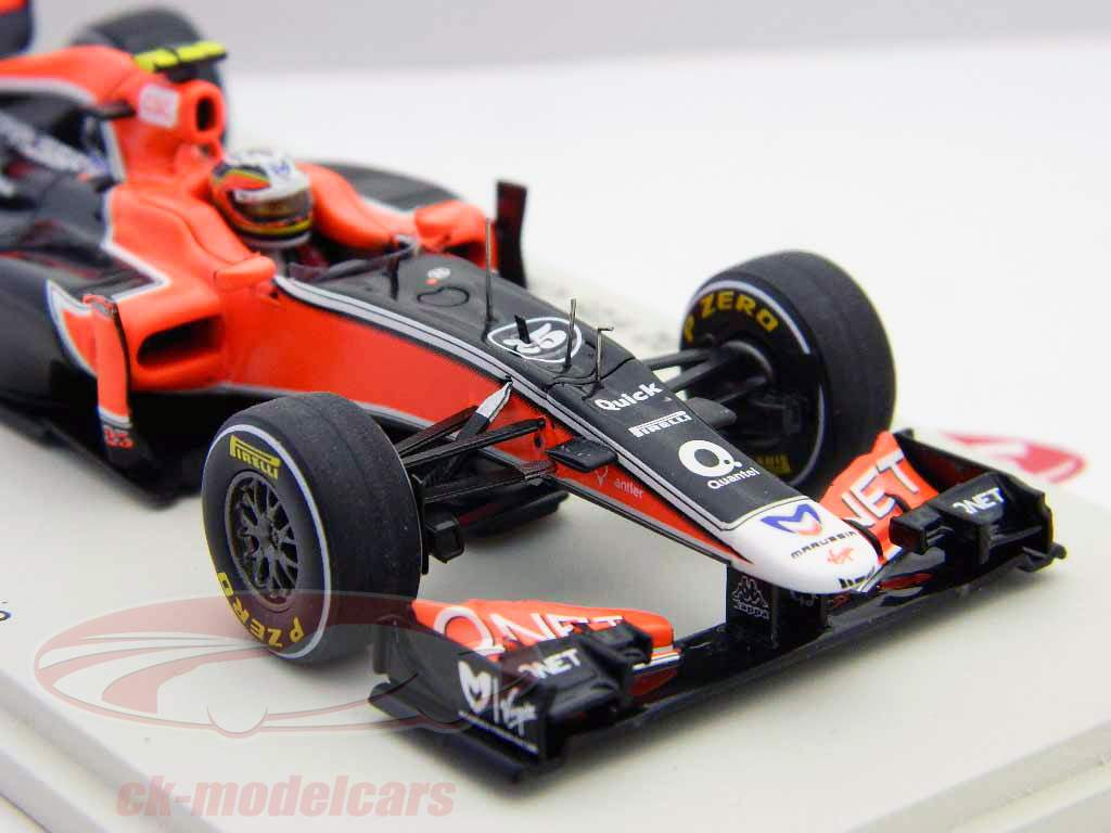 J·ダンブロジオヴァージンMVR-02＃25引数Formula1 2​​011 1時43スパーク