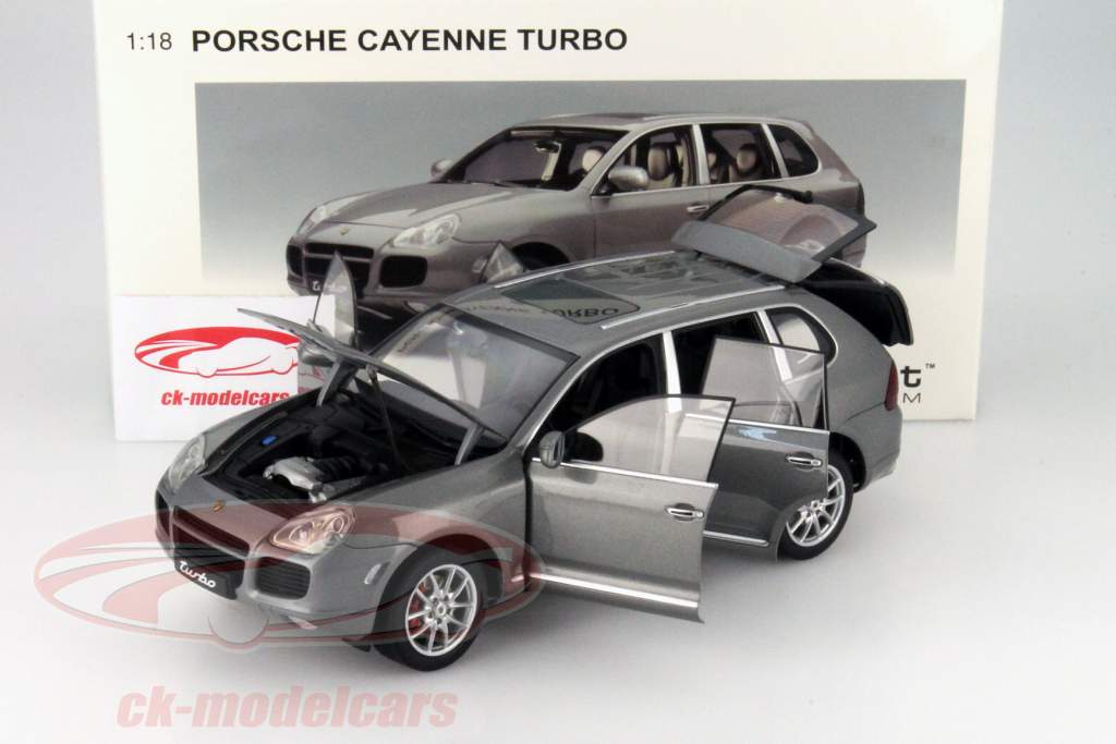 Porsche Cayenne Turbo grau metallic 1:18 AUTOart