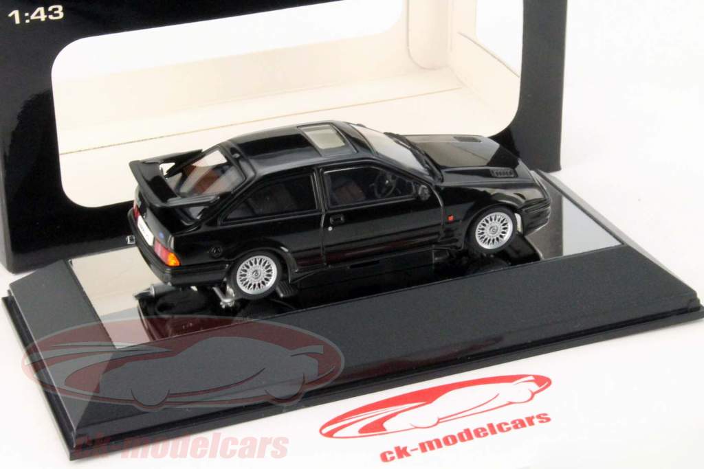 福特Sierra RS考斯沃斯黑AUTOA​​RT 1:43