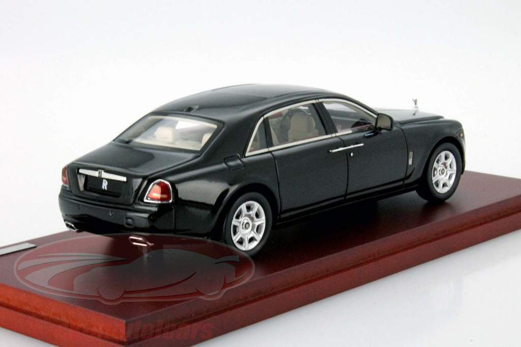 Rolls Royce Ghost EWB Год 2012 алмаз черный 1:43 TrueScale