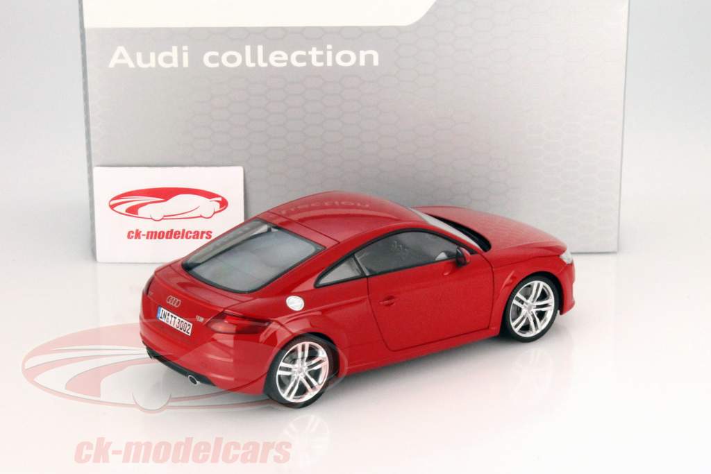 Audi TT Coupe tango red 1:18 Minichamps