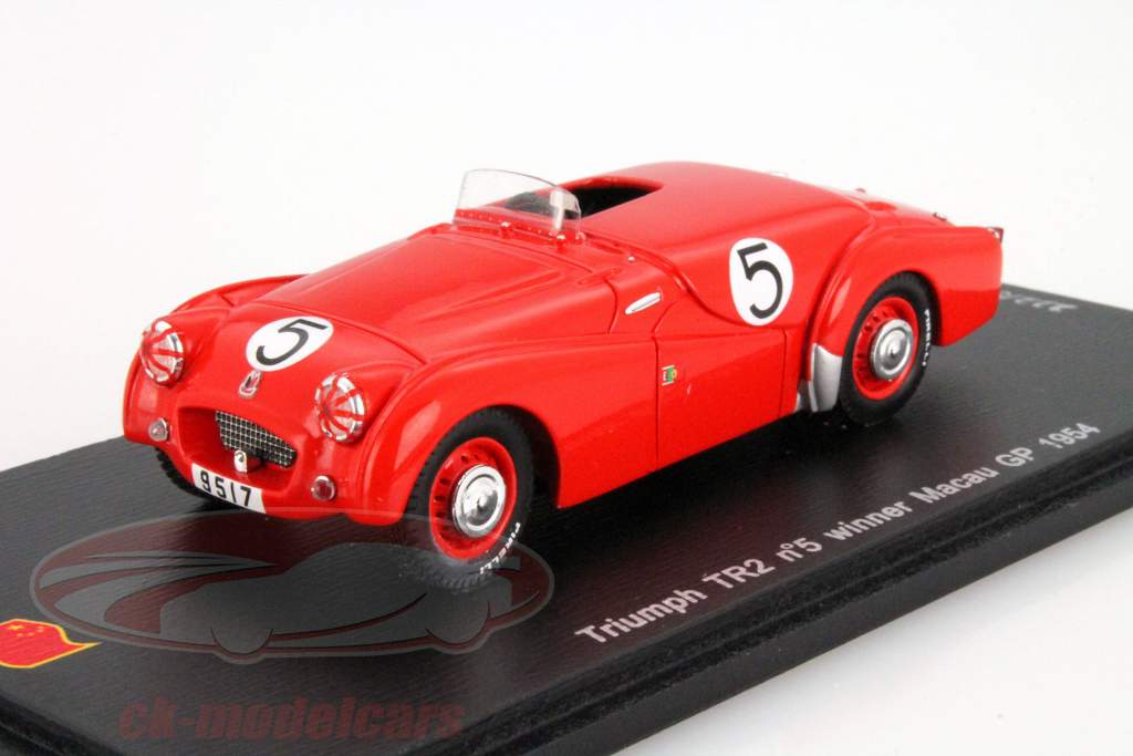 E. Carvalho Triumph TR2 #5 Vinder Macau GP 1954 1:43 Spark