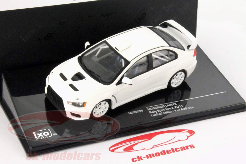 Mitsubishi Lancer Rassemblement Spec Evo X 2011 Plain Body Version blanc 1:43 Ixo