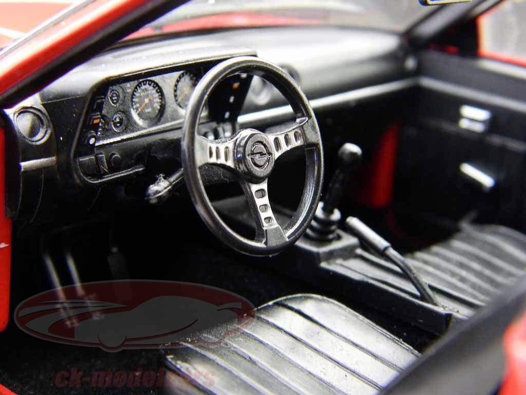 オペルアスコナB SRカーディナルレッド/カーディナル赤1975 1時18サンスター