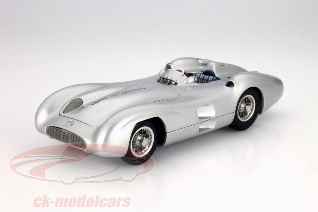 CMC 1/18 Mercedes-Benz W196R 1954/55 Streamliner body | eBay