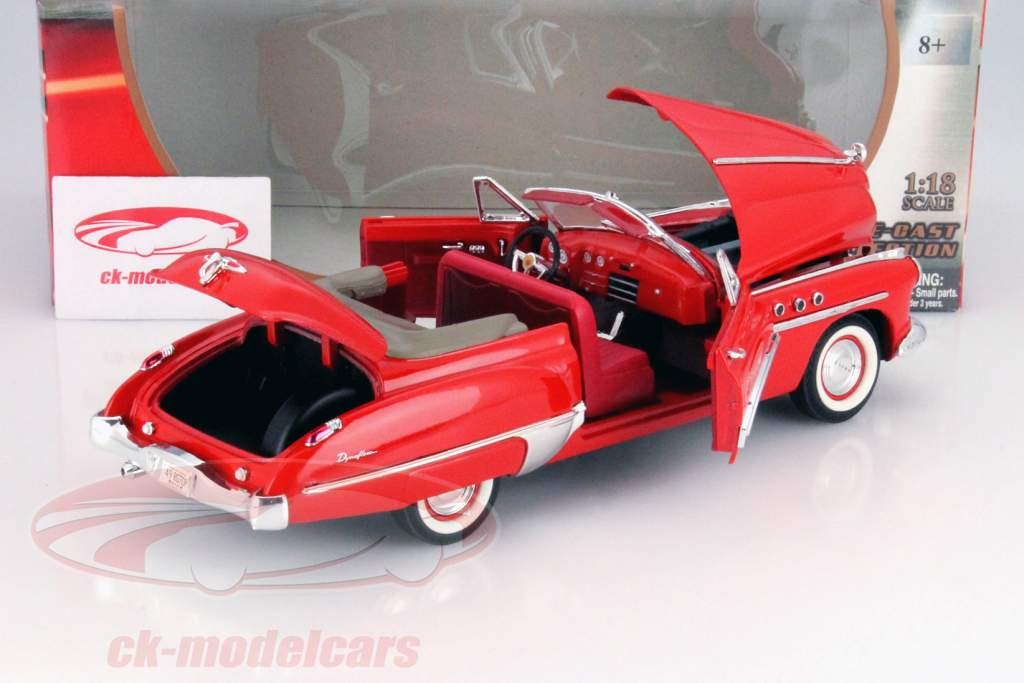 Buick Roadmaster Byggeår 1949 rød 1:18 MotorMax