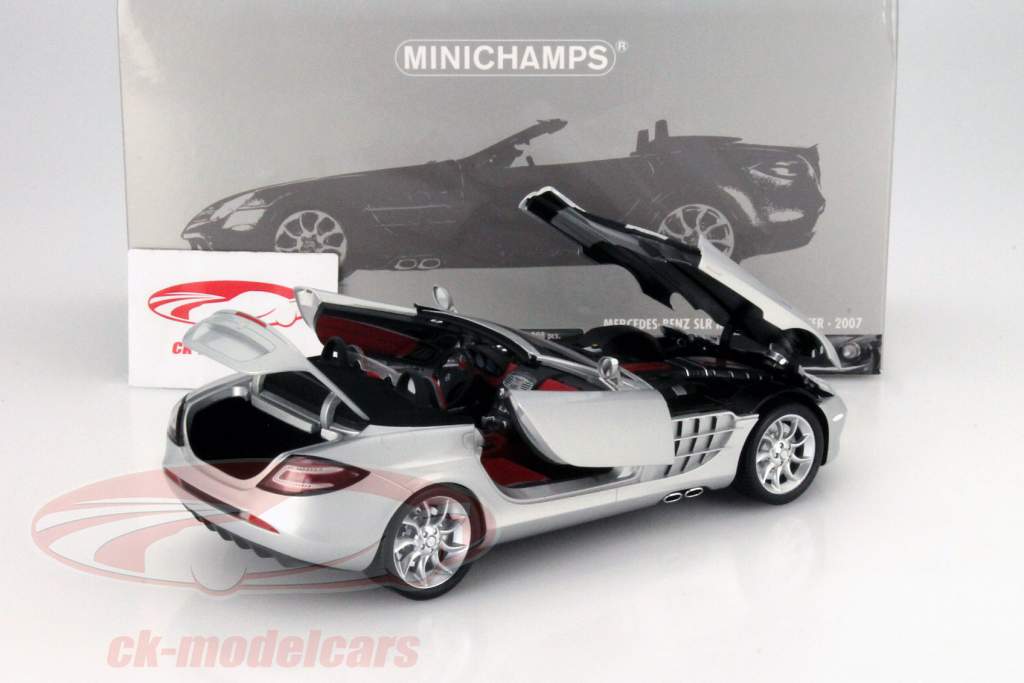 Minichamps 1:18 Mercedes-Benz SLR McLaren Roadster Year of