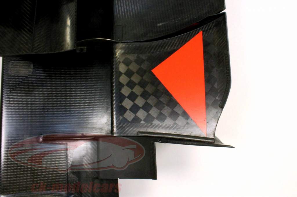 Marussia MVR-02 Pic / Glock Spoiler Formula 1 2011