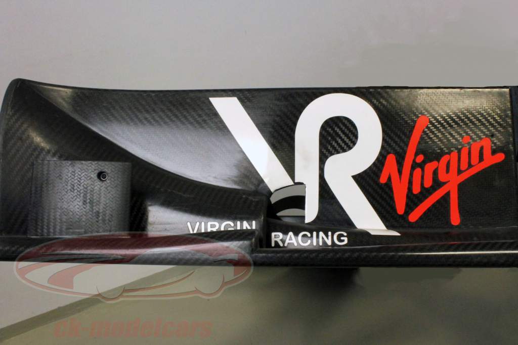 Marussia MVR-02 Pic / Glock Спойлер Формула 1 2011