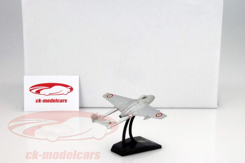 航空機 Macchi DH 100 De Havilland Vampire 1:100 Altaya