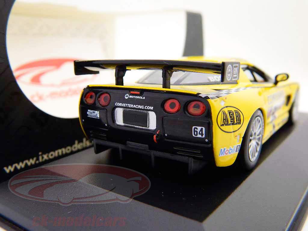 科尔维特C5-R＃64勒芒24小时2004马格努森，贝雷塔，加文1:43 IXO
