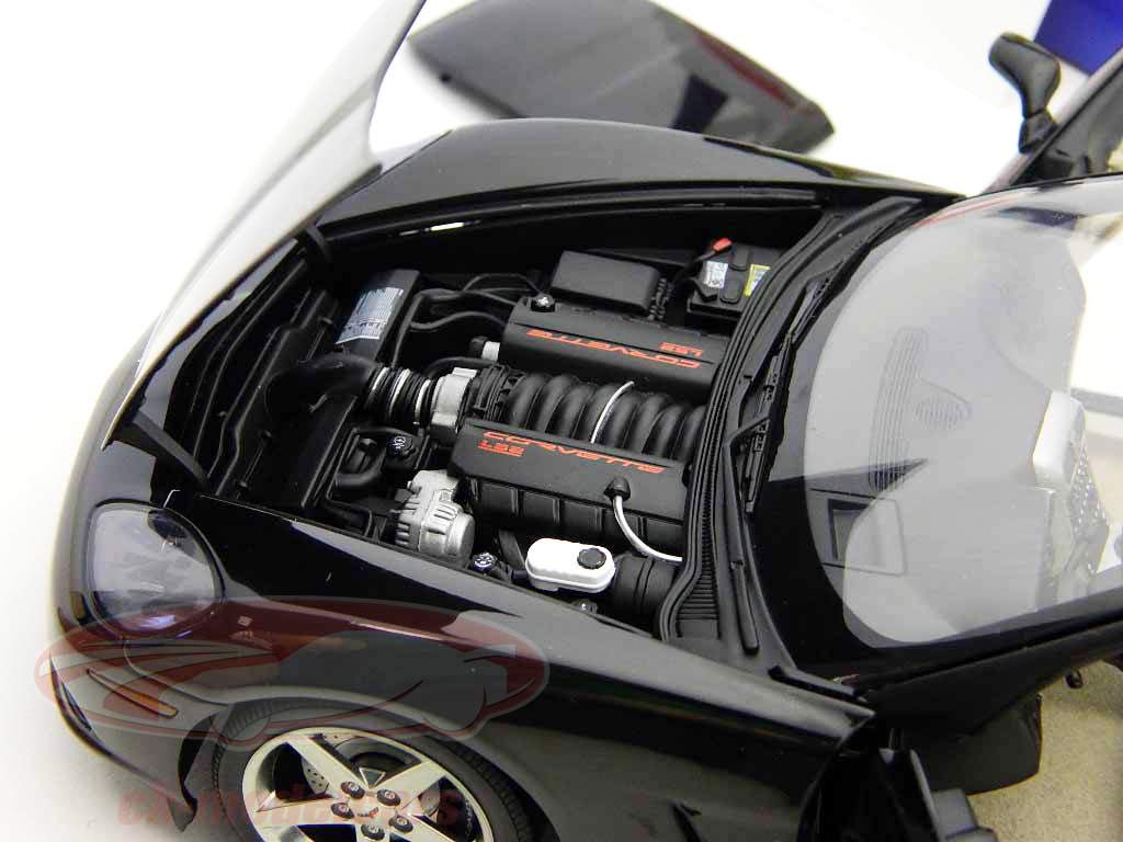 AUTOart 1:18 シボレーコルベットC6クーペブラック 71227 モデル